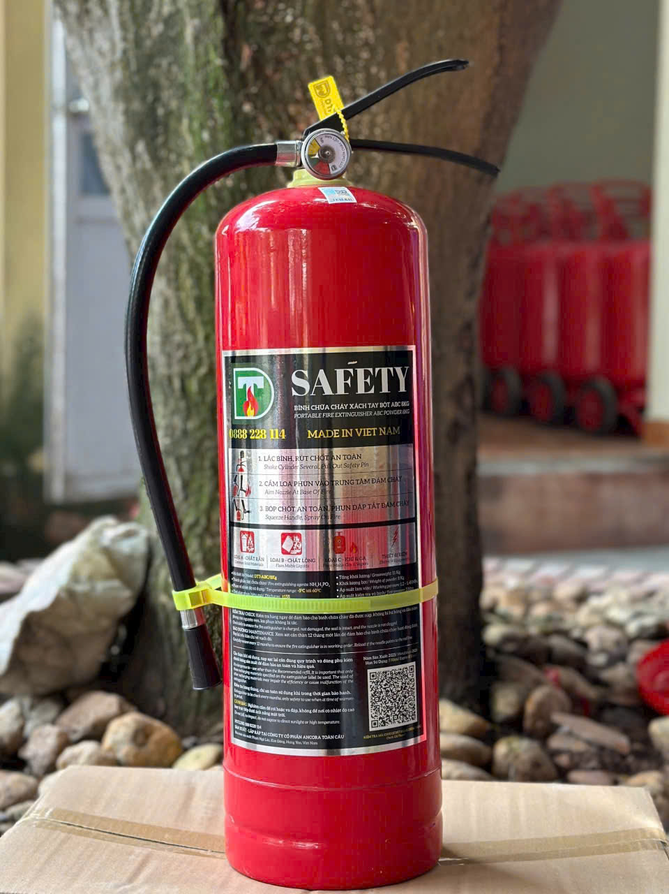 Bình chữa cháy bột ABC 8kg Safety có tem kiểm định CA